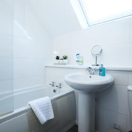 Apartamento Palmers Leaze, Cosy Near Aztec West With Free Parking, Perfect For Professionals And Contractors *